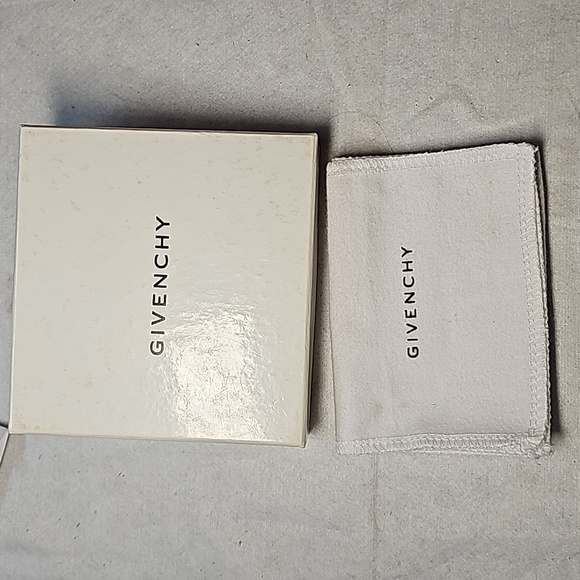 Sold- Givenchy Wallet - Picture 11 of 13